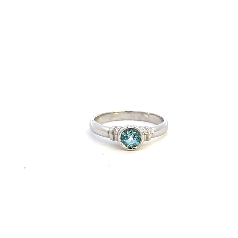 9CT WHITE GOLD DRESS RING BEZEL SET BRILLIANT CUT NATURAL BLUE TOPAZ HAND CRAFTED 