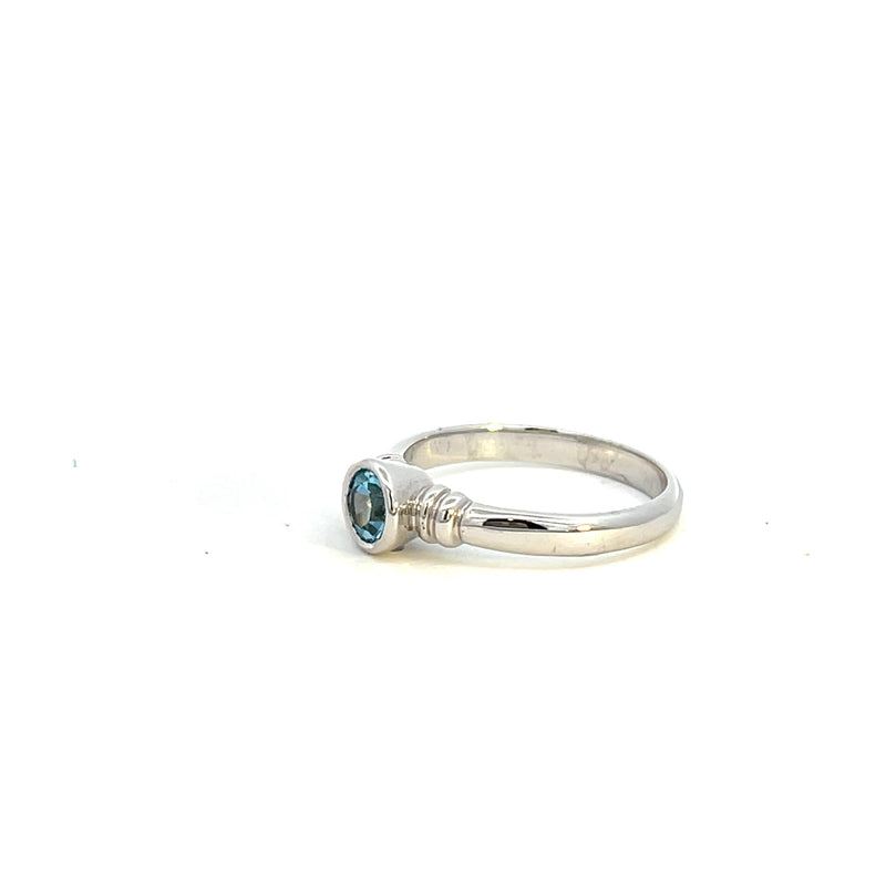 9CT WHITE GOLD DRESS RING BEZEL SET BRILLIANT CUT NATURAL BLUE TOPAZ HAND CRAFTED 