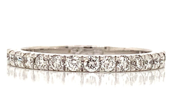 18ct white gold wedder/ dress ring