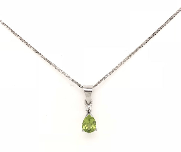 9ct White gold Gem stone Pendant 